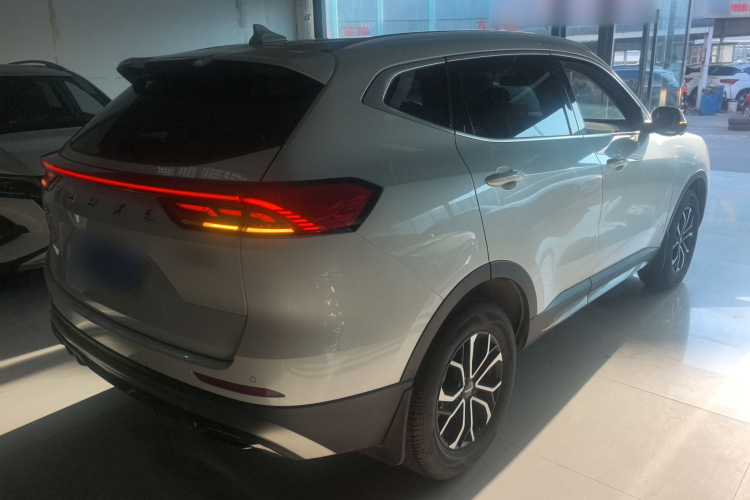 哈弗H6 2023款 国潮版 1.5T 自动都市版车身外观7