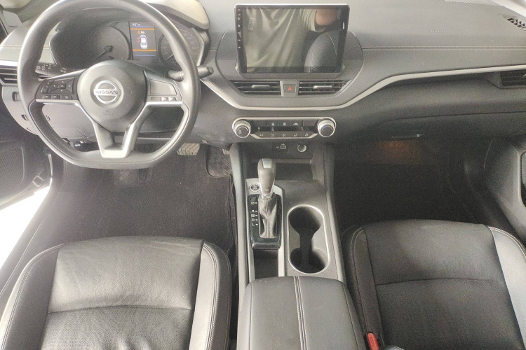 日产 天籁 2021款 2.0L XE 时尚版中控内饰7003