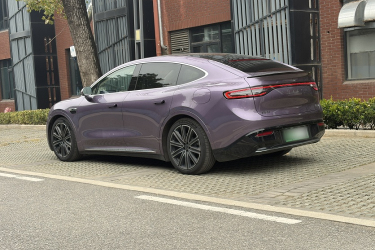 鸿蒙智行 智界R7 2024款 纯电 667km Max车身外观6001