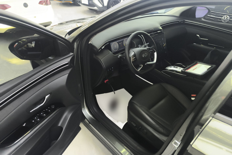 现代 2023款 途胜L 1.5T 自动两驱LUX尊贵版中控内饰20