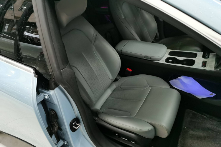 蔚来ET5T 2023款 75kWh Touring局部细节41