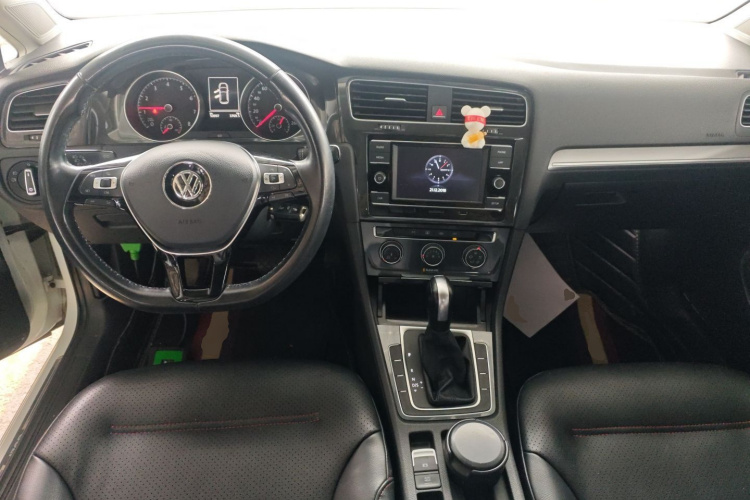 大众 高尔夫 2018款 1.6L 自动舒适型中控内饰12