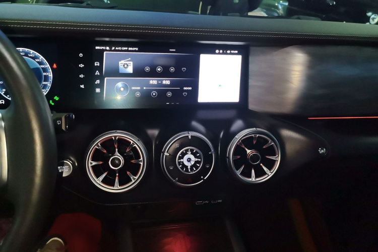 坦克300 2021款 城市版 2.0T 很有型局部细节16