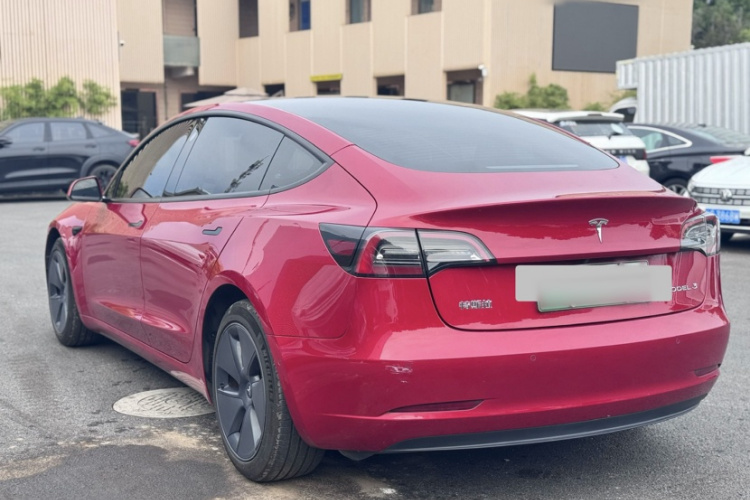 特斯拉 Model 3 2021款 改款 标准续航后驱升级版 3D1车身外观6005
