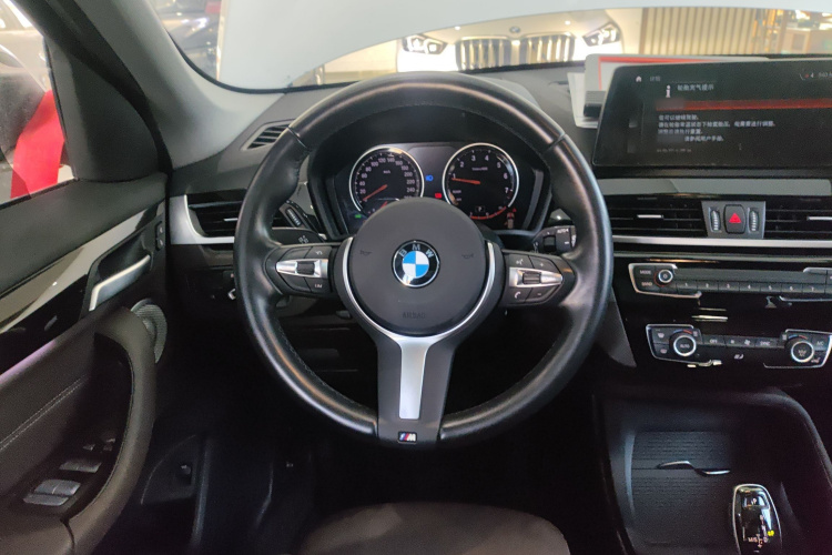宝马X1 2022款 sDrive25Li 领先型中控内饰13
