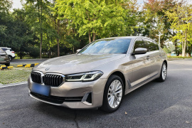 宝马5系 2022款 改款二 525Li 豪华套装