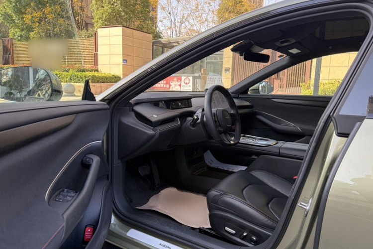 小米汽车 小米SU7 2024款 后驱长续航智驾版中控内饰7002