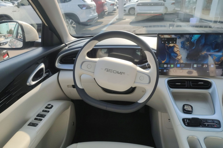 吉利银河 星愿 2025款 UP 410km 探索版中控内饰13