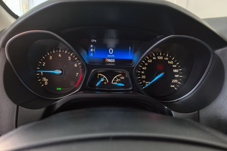 福特 福克斯 2017款 两厢 EcoBoost 180 自动精英型局部细节14