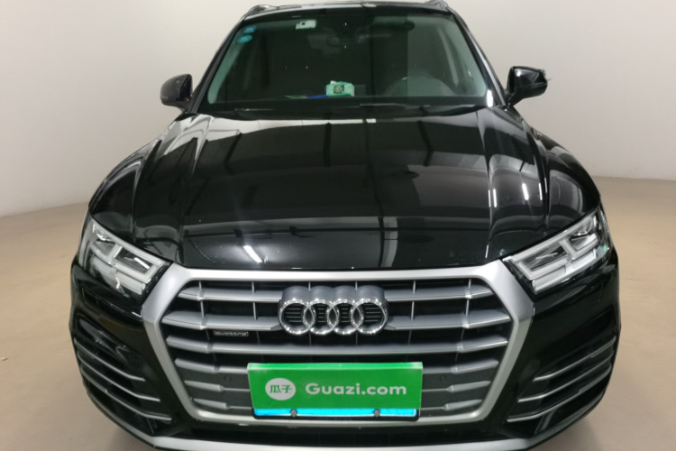 奥迪Q5L 2020款 改款 40 TFSI 荣享时尚型车身外观2