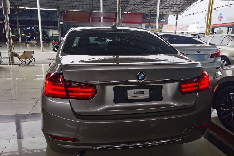 宝马3系 2015款 316Li 时尚型车身外观6004