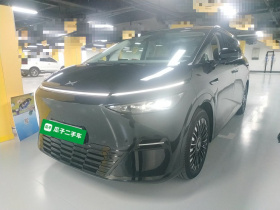 小鹏X9 2025款 740超长续航 Max