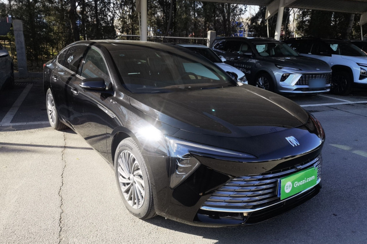 别克 君越 2023款 28T 越尊版车身外观3