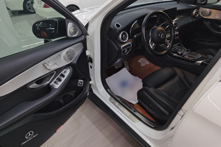 奔驰GLC 2020款 改款 GLC 260 L 4MATIC 动感型中控内饰20