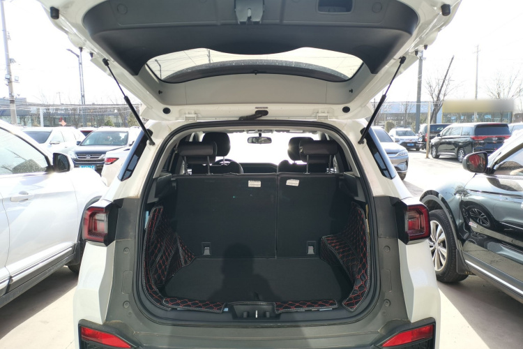 凯翼 炫界 2020款 改款 1.5L CVT趣机舱底盘23