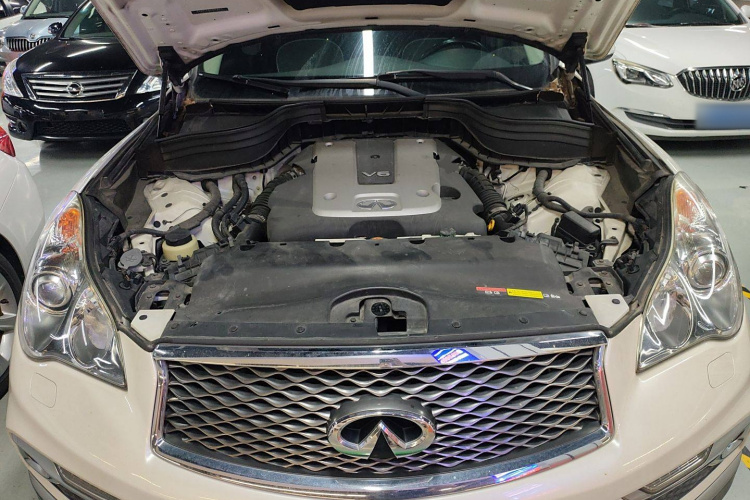 英菲尼迪QX50 2015款 2.5L 舒适版局部细节24