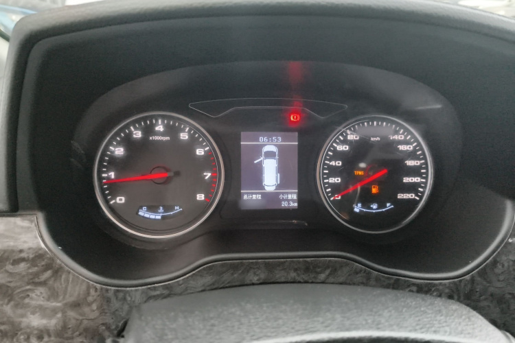 江淮瑞风 瑞风M4 2017款 2.0T 手动豪华型局部细节14