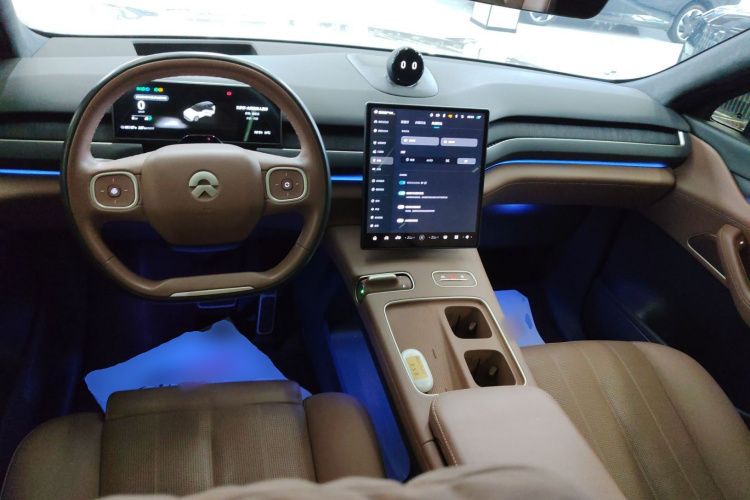 蔚来ES8 2024款 75kWh中控内饰12