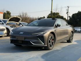 智己汽车 智己L7 2022款 Dynamic
