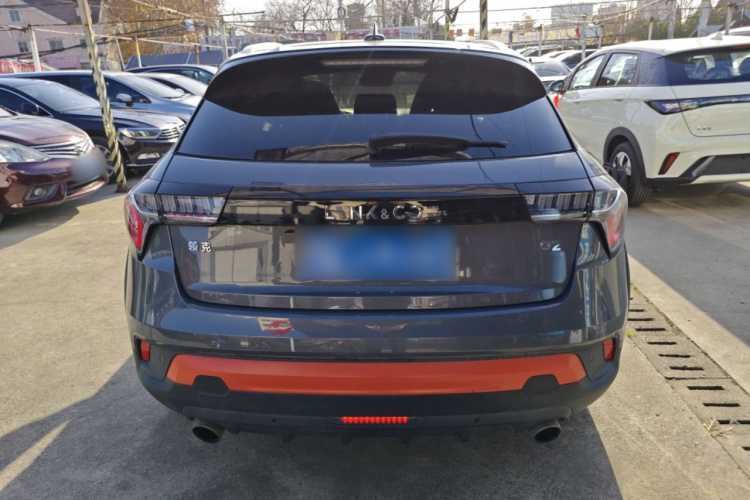 领克02 2018款 1.5T DCT两驱耀Pro版 国V车身外观6