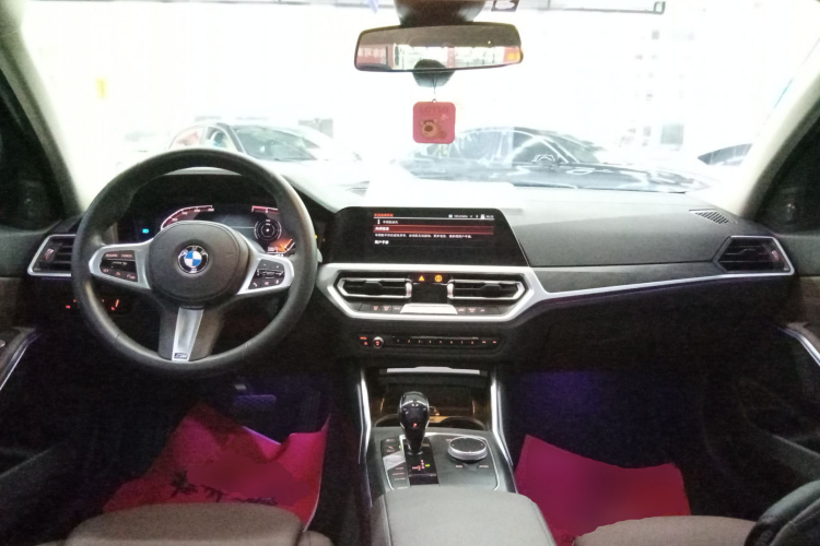 宝马3系 2020款 改款 325i M运动套装中控内饰7002