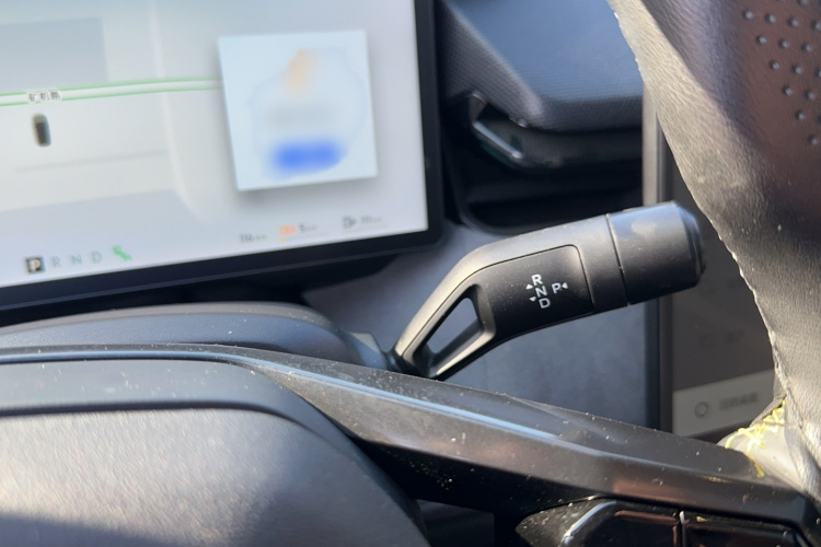 领克08 EM-P 2025款 120km 长续航Pro局部细节18