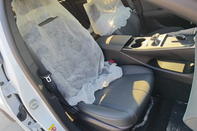 比亚迪 秦PLUS 2025款 DM-i 智驾版 55KM领先型局部细节41