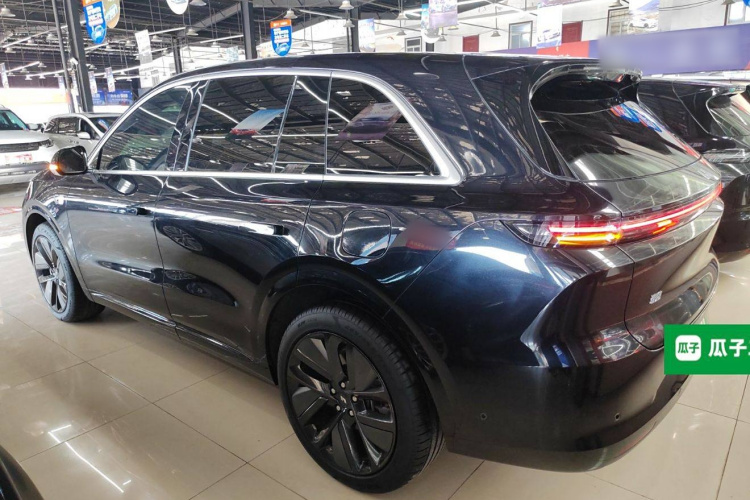 理想汽车 理想L6 2024款 Pro车身外观4