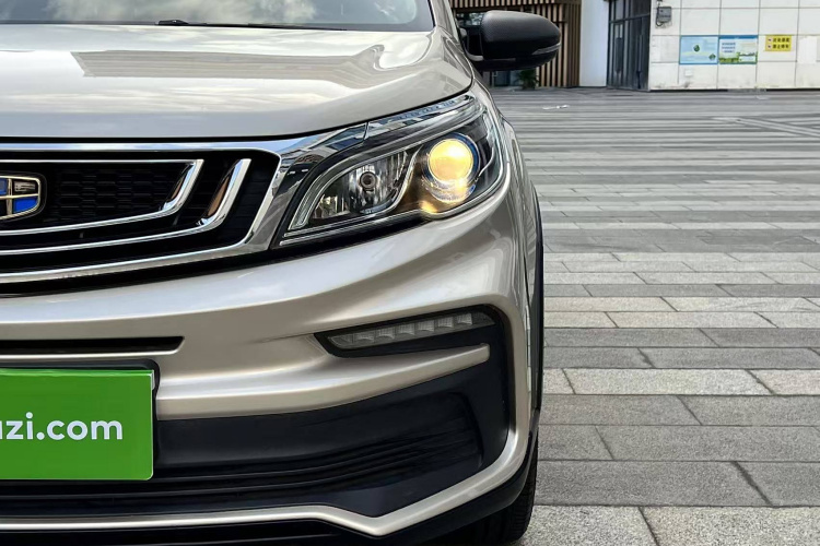 吉利汽车 远景X3 2020款 1.5L CVT尊贵型局部细节36