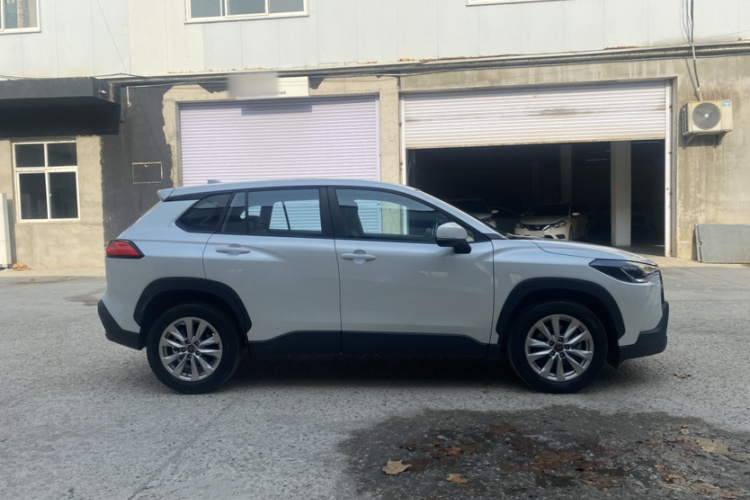 丰田 卡罗拉锐放 2022款 2.0L 先锋版车身外观6003