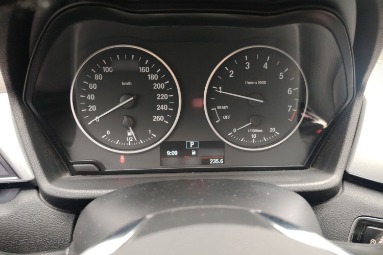 宝马X1 2016款 sDrive18Li 尊享型局部细节14