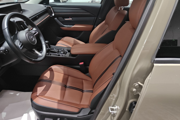 马自达CX-50行也 2023款 2.5L 尊行版局部细节19