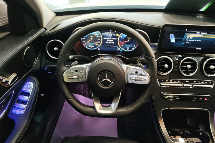 奔驰C级 2021款 C 200 L 时尚型运动版中控内饰13