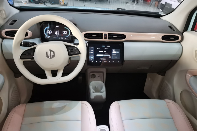 零跑汽车 零跑T03 2025款 310舒享版中控内饰7002