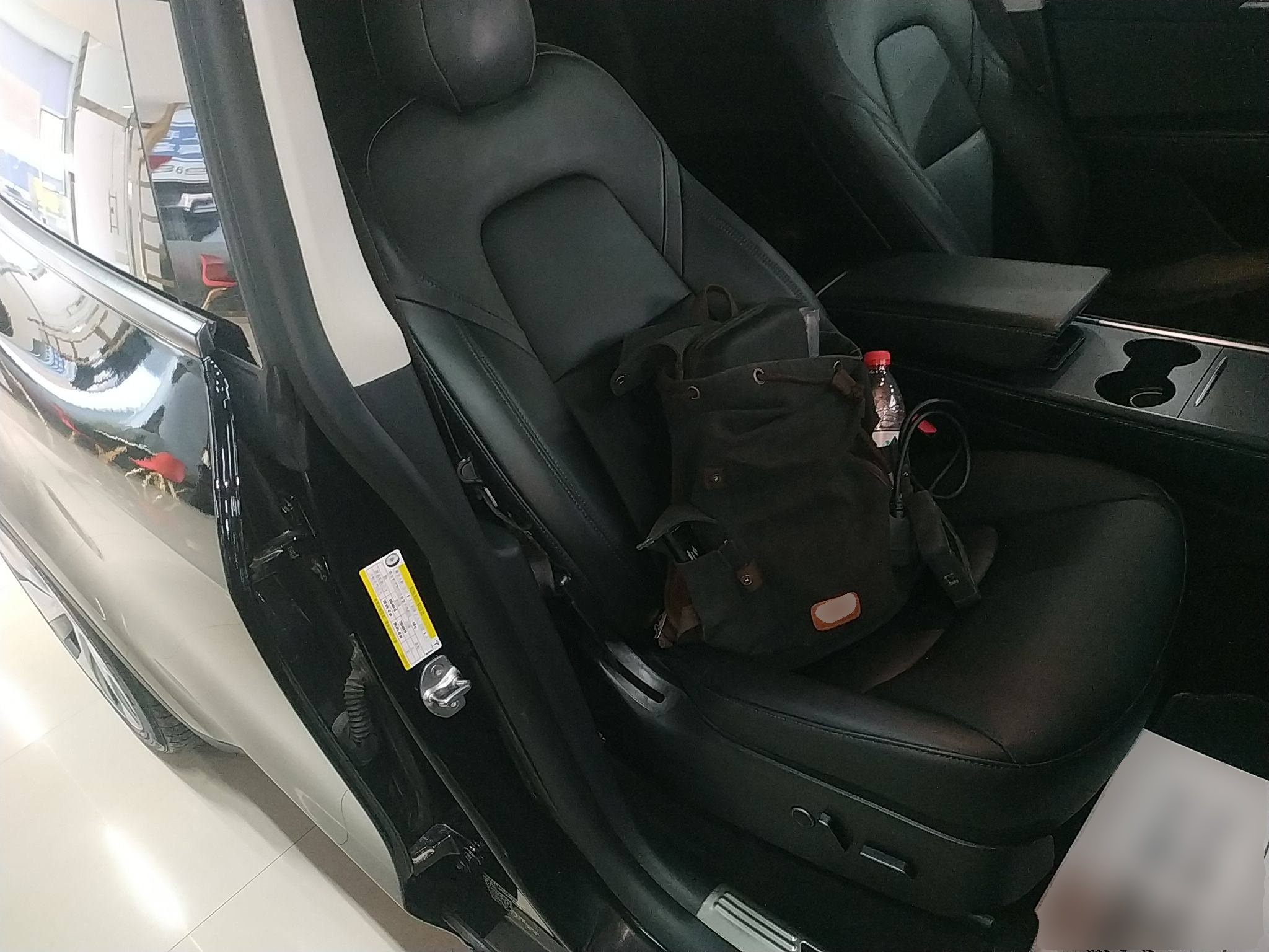 特斯拉 Model Y 2021款 长续航全轮驱动版 3D7