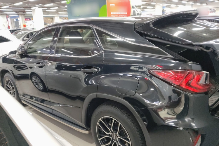 雷克萨斯RX 2016款 300 两驱精英版 国V车身外观4