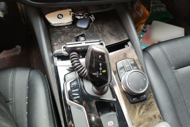 宝马5系 2018款 525Li M运动套装局部细节18