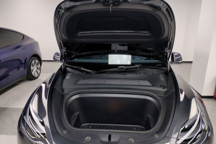 特斯拉 Model Y 2024款 后轮驱动版局部细节24