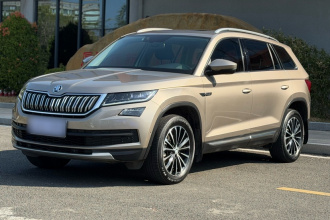 斯柯达 柯迪亚克 2019款 改款 TSI330 7座两驱豪华优享版 国VI