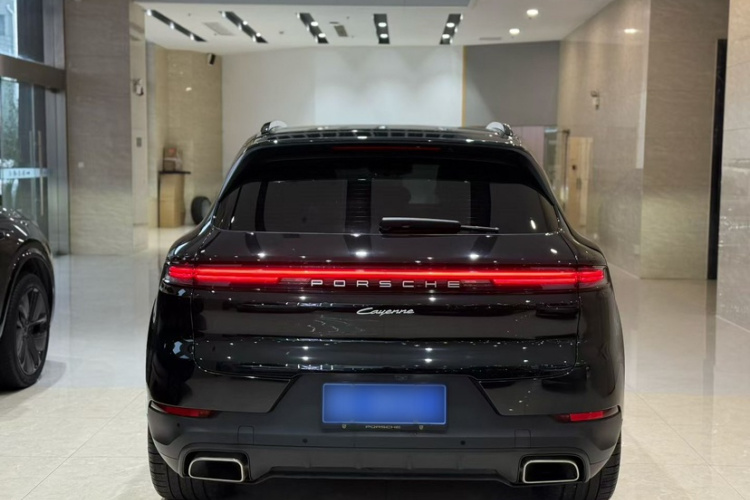 保时捷 2025款 Cayenne 3.0T车身外观6004