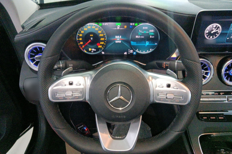 奔驰C级 2020款 C 260 L 运动版中控内饰13