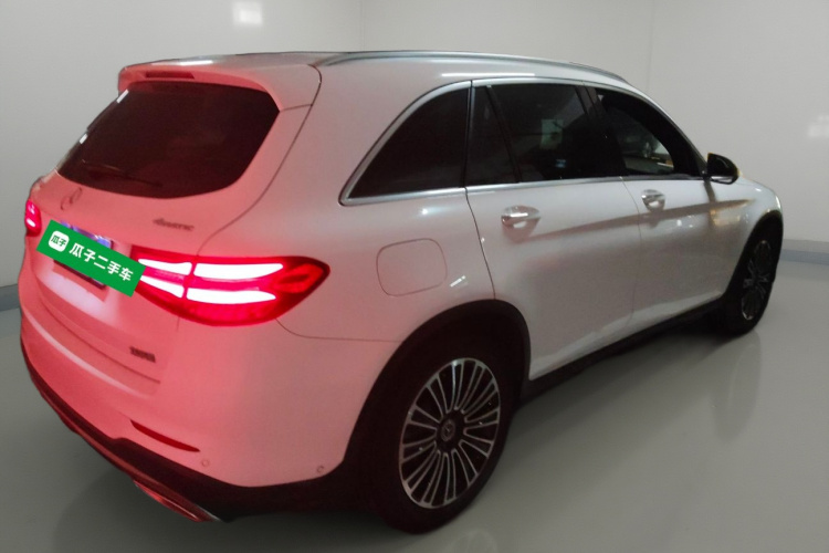 奔驰GLC 2019款 GLC 260 L 4MATIC 动感型车身外观7