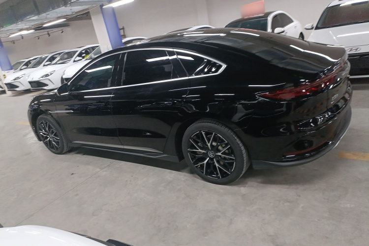 比亚迪 汉 2025款 EV 智驾版 506KM尊贵型车身外观4