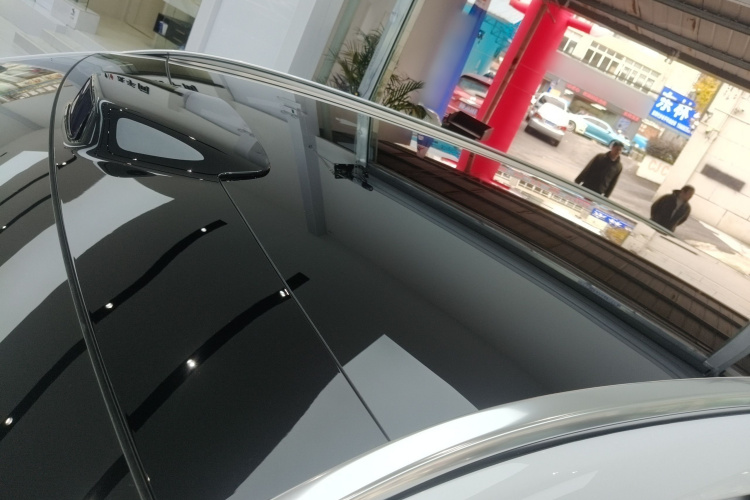 鸿蒙智行 问界M8 2025款 增程 Max+版 53.4kWh 5座版局部细节57