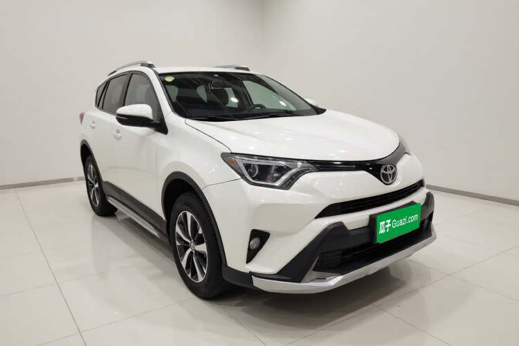 丰田 RAV4荣放 2016款 2.0L CVT两驱风尚版 国V车身外观3