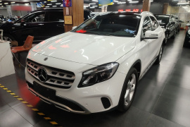 奔驰GLA 2019款 GLA 200 动感型