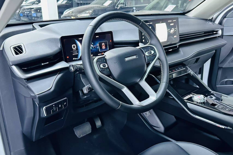 哈弗H6 2022款 第三代 1.5T 自动两驱Max中控内饰7002