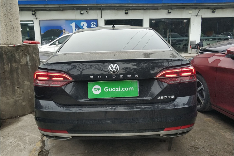 大众 辉昂 2018款 改款 380TSI 两驱商务版车身外观6