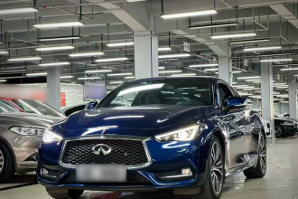 英菲尼迪Q60 2019款 2.0T 豪华版