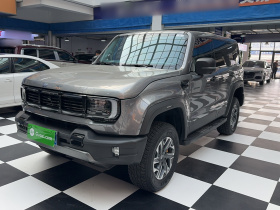 北京BJ40 2024款 2.0T 全新刀锋英雄版 攀登者